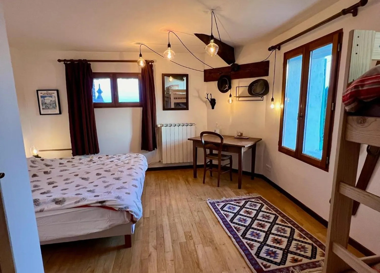 Hotel Les Garennes Saint-Uze 0*,  Frankreich